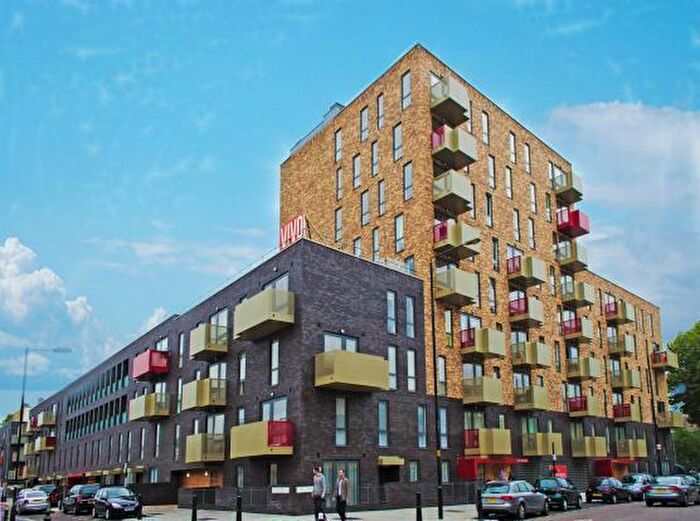 1 Bedroom Flat To Rent In Vivo Killick Way, Mile End, Limehouse, City, Canary Wharf, Stepney Green, Whitechapel, London, E1