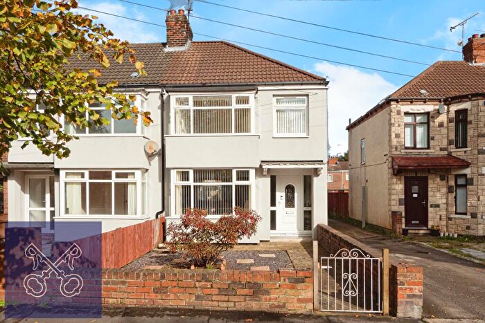 3 Bedroom End Of Terrace House For Sale In Sutton Road, Hull, East Yorkshire, HU6