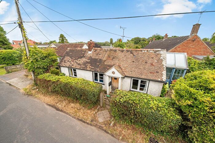 2 Bedroom Detached Bungalow For Sale In Kingsford Street, Mersham, Ashford, TN25