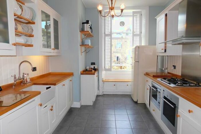 2 Bedroom Flat To Rent In , Blackford Avenue, Edinburgh, EH9