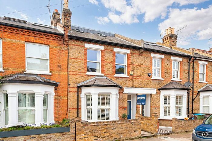 3 Bedroom Property For Sale In Haliburton Road, St Margarets, TW1