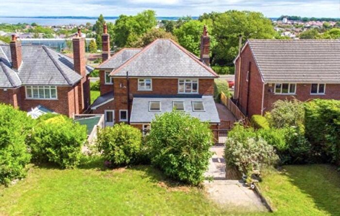 4 Bedroom Detached House For Sale In Fron Park Road, Holywell, Flintshire, CH8