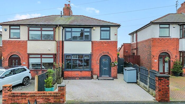 3 Bedroom Semi-Detached House For Sale In Grasmere Avenue, St. Helens, WA11