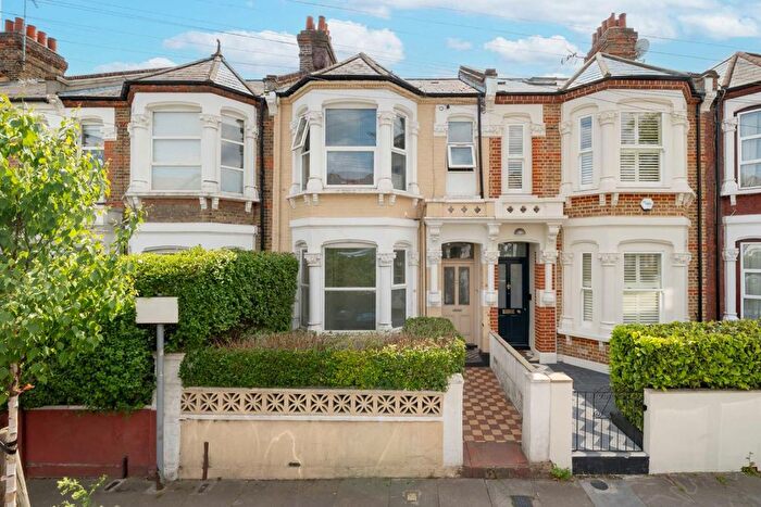 2 Bedroom Flat To Rent In Mortimer Road, Kensal Rise, NW10