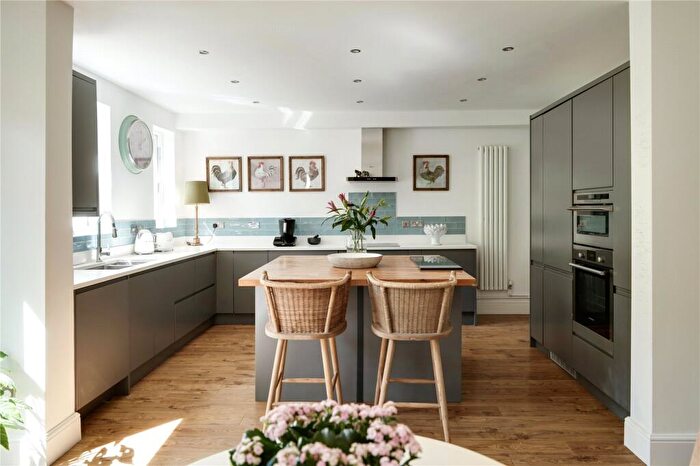 4 Bedroom Terraced House For Sale In Collingwood Road, Redland, Bristol, BS6