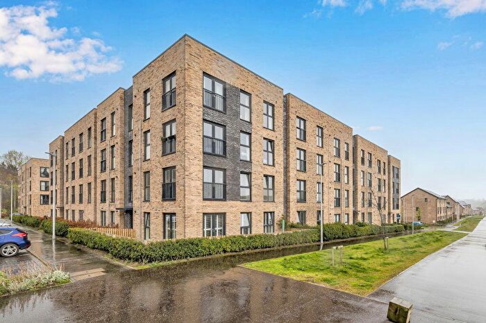 2 Bedroom Flat For Sale In / Goldcrest Place, Cammo, Edinburgh, EH4