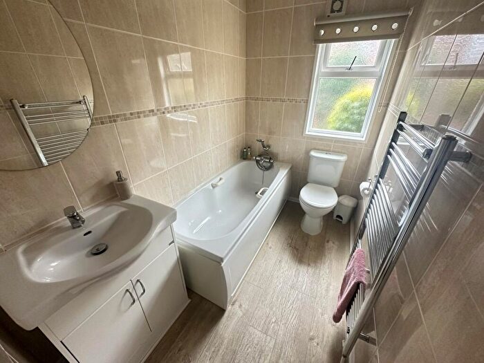 2 Bedroom Bungalow For Sale In Finchale Abbey VIllage, Brasside, Durham, DH1
