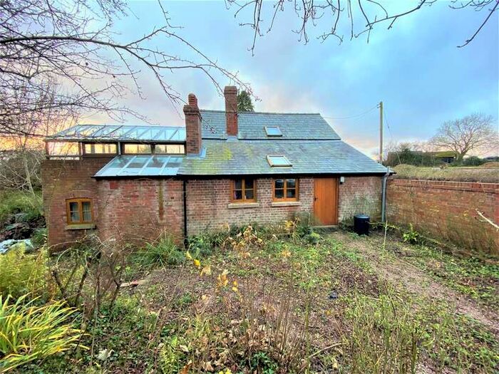 2 Bedroom Cottage For Sale In Kinnersley, Hereford, HR3