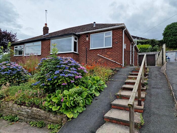 2 Bedroom Bungalow For Sale In Craven Drive, Cleckheaton, BD19