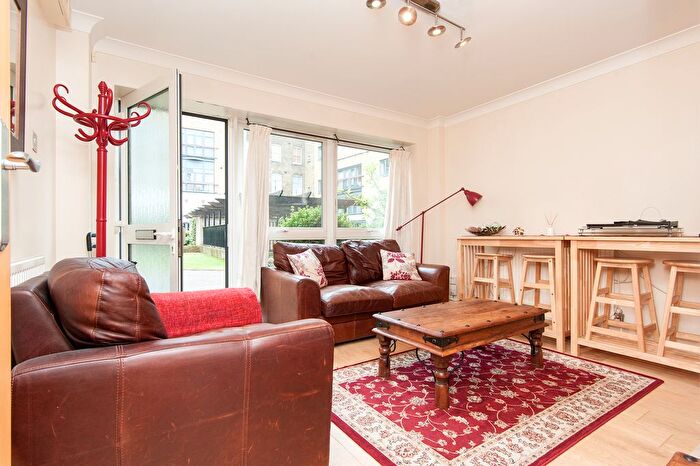 2 Bedroom Flat To Rent In St John Street, Clerkenwell, EC1V