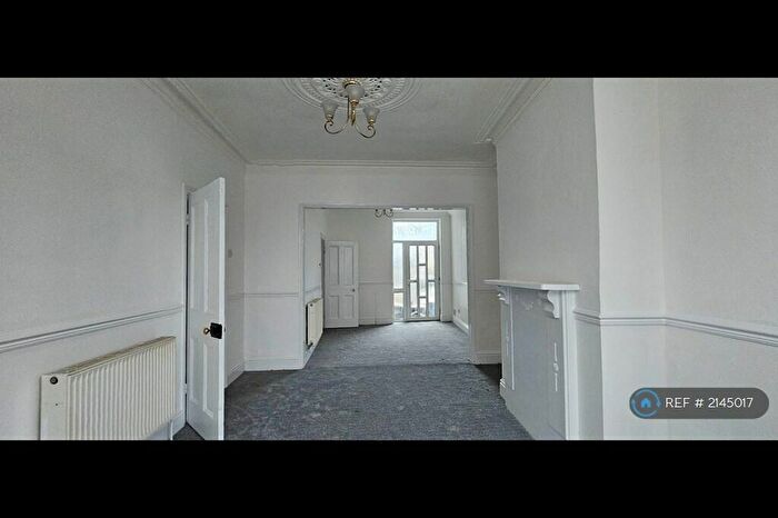 3 Bedroom Semi-Detached House To Rent In Powerscourt Road, Portsmouth, PO2