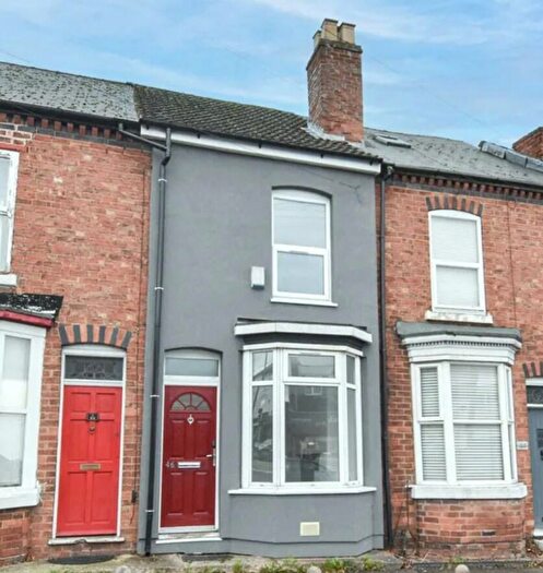 2 Bedroom House To Rent In Alvechurch Road, Birmingham, B31