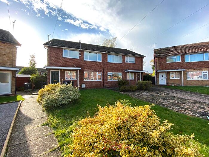 2 Bedroom Maisonette To Rent In Hazeltree Croft, Acocks Green, B27