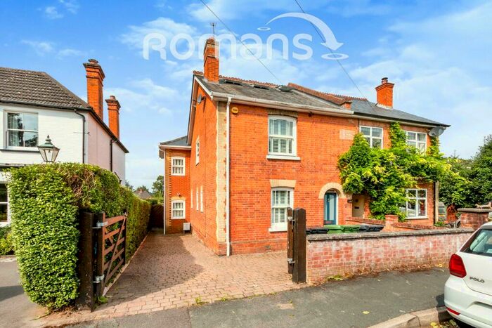 4 Bedroom Semi-Detached House To Rent In Woodlands Road, Camberley, GU15
