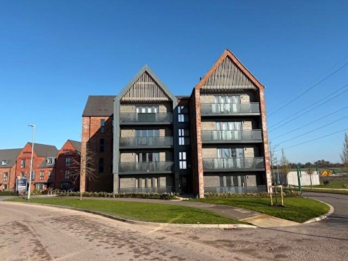 2 Bedroom House To Rent In Waterslade Way, Houghton Regis, Dunstable, LU5