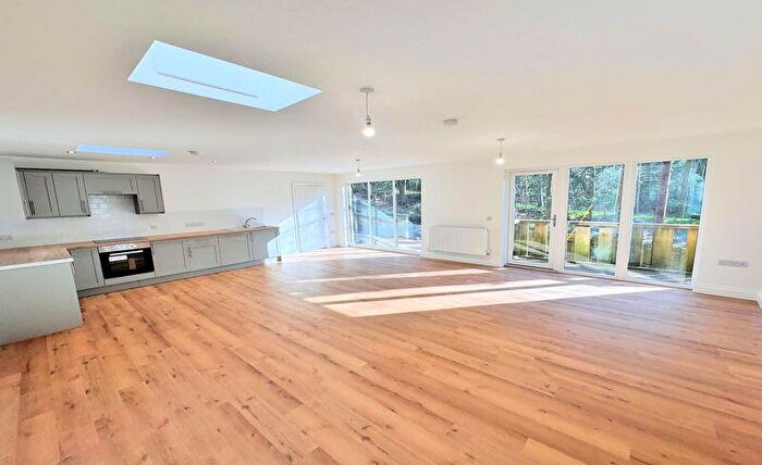 2 Bedroom Cottage To Rent In Goblin Combe - Cleeve Hill Road Area, Cleeve, BS49