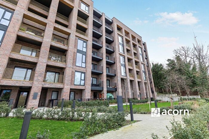 1 Bedroom Flat To Rent In Whiffens Avenue, Chatham, ME4