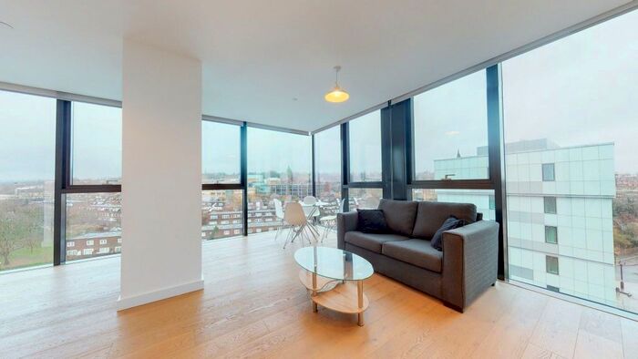 Studio To Rent In Highgate Hill, London, N19