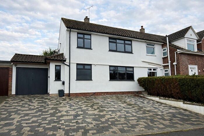 3 Bedroom Semi Detached House For Sale In Hillcrest Road, Nailsea, North Somerset, BS48