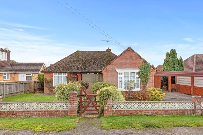 4 Bedroom Detached Bungalow For Sale In Howard Crescent, Seer Green, HP9