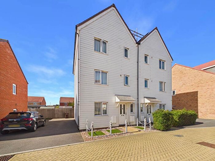 3 Bedroom Semi-Detached House To Rent In Allen Aldridge Grove, Stanway, Colchester, Essex, CO3
