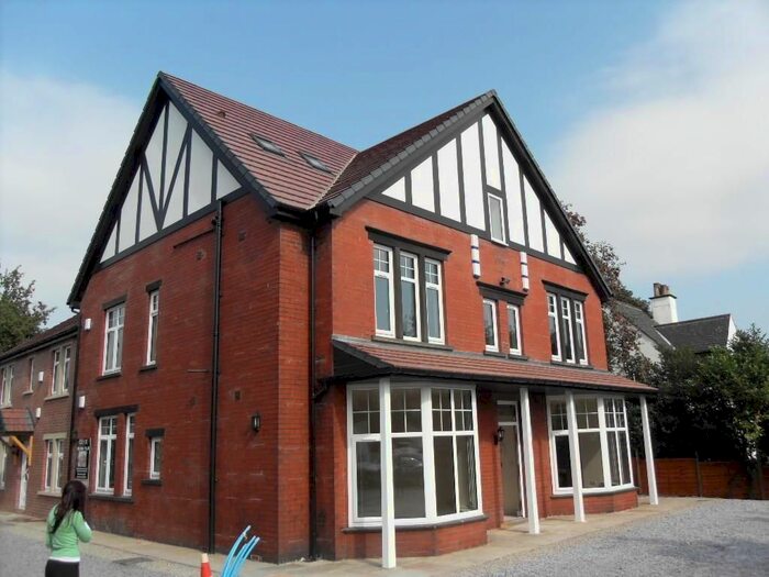 1 Bedroom Flat To Rent In Briarfield Gardens, Huddersfield, HD5