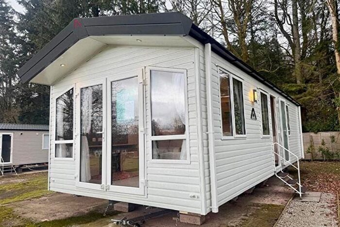 2 Bedroom Park Home For Sale In Craigielands Park, Beattock, Moffat, DG10