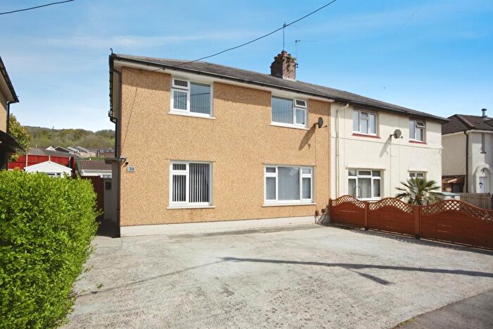 4 Bedroom Semi Detached House For Sale In Ceiriog Crescent, Pontypridd, CF37