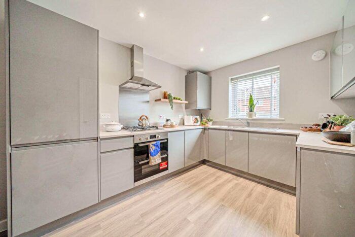 4 Bedroom Terraced House For Sale In Bluebell Way, Whiteley, Fareham, PO15