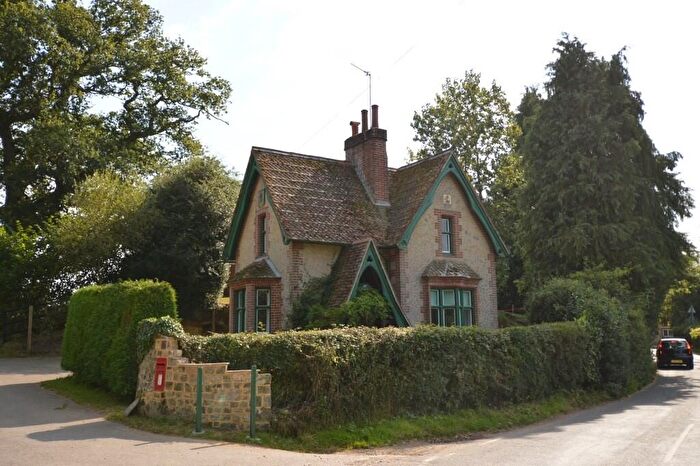 2 Bedroom Detached House To Rent In Rogate, Petersfield, GU31