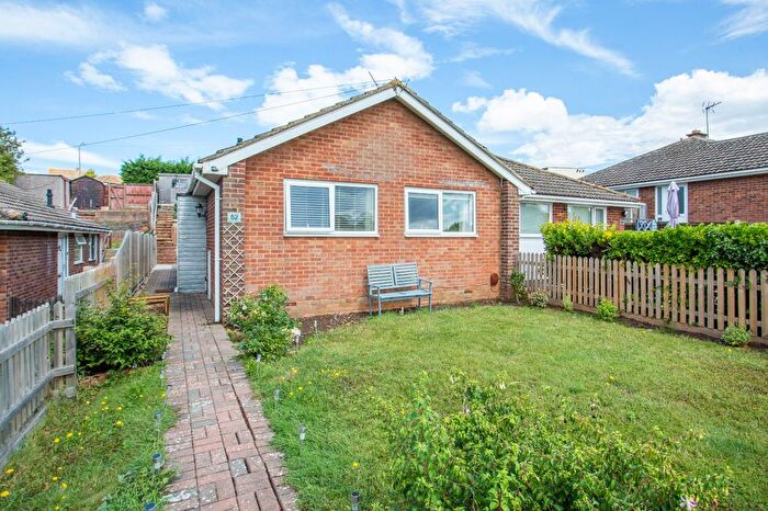 2 Bedroom Bungalow For Sale In Woodrow Chase, Herne Bay, CT6