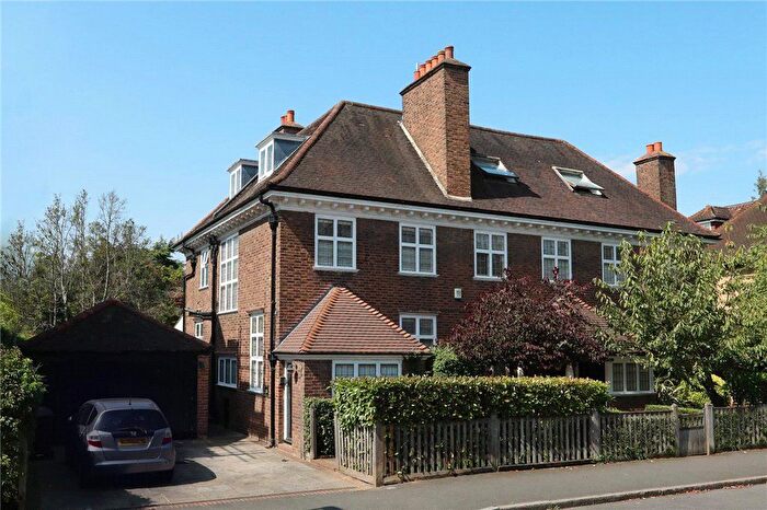 7 Bedroom Detached House For Sale In Lauriston Road, Wimbledon Village, SW19