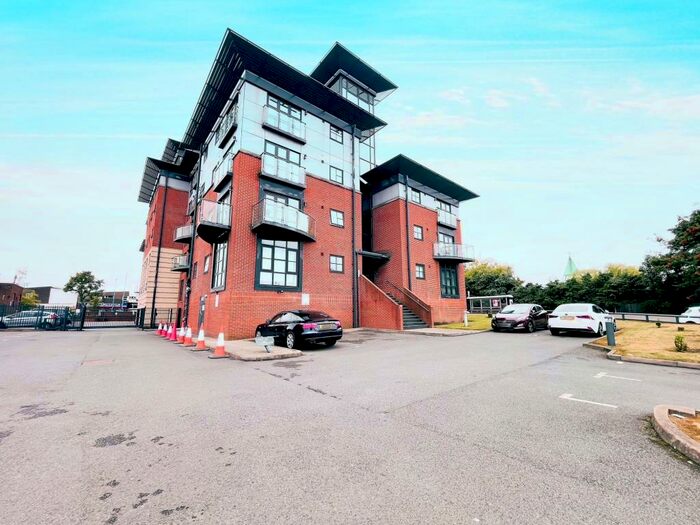 2 Bedroom Apartment To Rent In Walsall Road, West Bromwich, B71