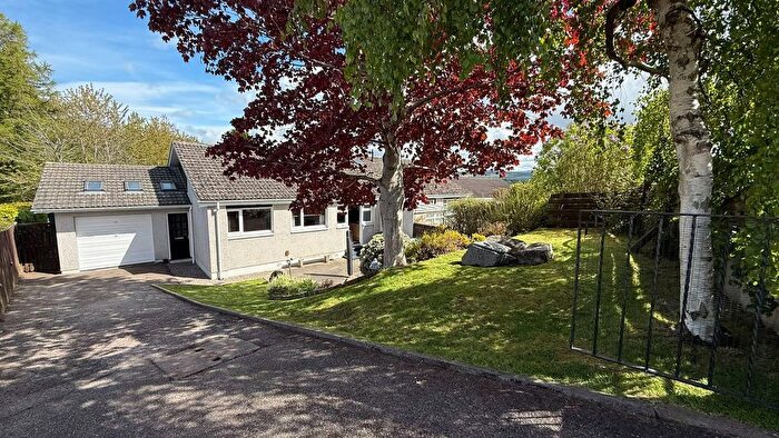 3 Bedroom Semi-detached House For Sale In Swanston Avenue, Inverness, IV3