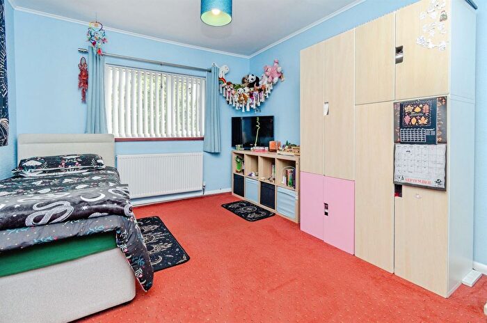 3 Bedroom Detached House For Sale In Cumberland Road, Bilston, WV14