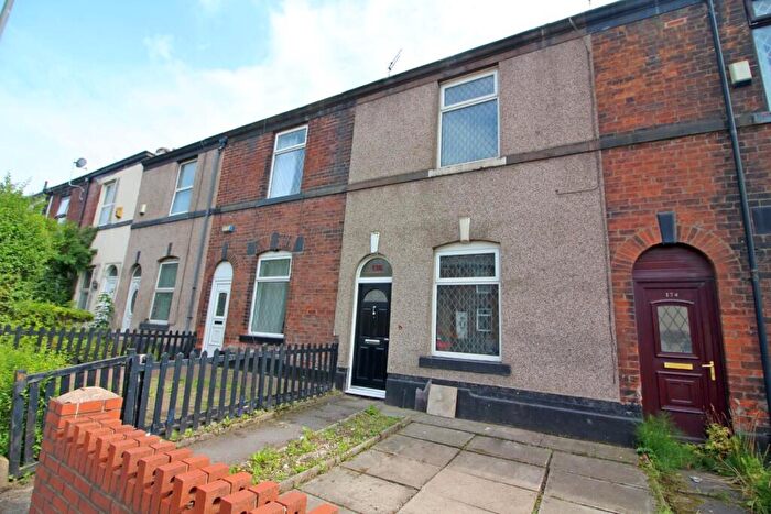2 Bedroom Terraced House To Rent In Rochdale Old Road, Bury, BL9
