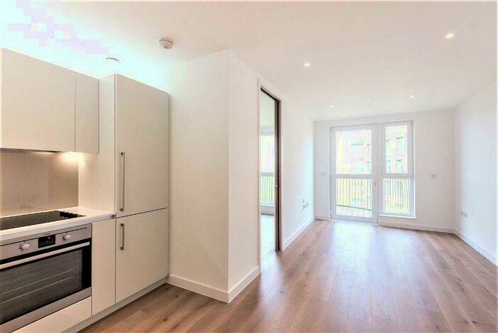 1 Bedroom Flat To Rent In Grayston House, Ottley Drive, Kidbrooke, London, SE3