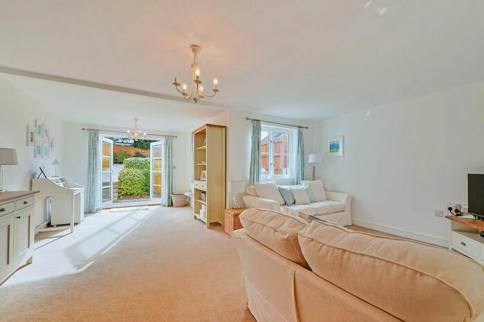 3 Bedroom End Of Terrace House For Sale In Old Tannery Lane, Grampound, Truro, TR2