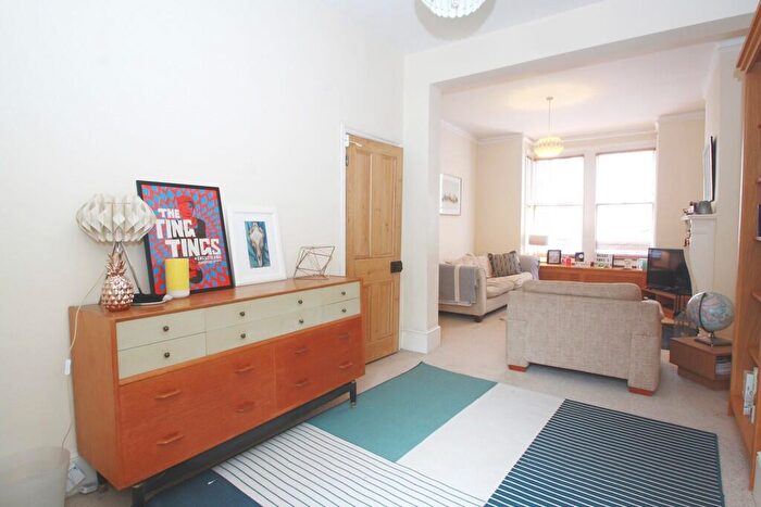 4 Bedroom Terraced House To Rent In Charteris Road, Queens Park, NW6