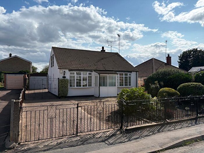 2 Bedroom Detached Bungalow For Sale In Auburn Road, Blaby, Leicester, LE8