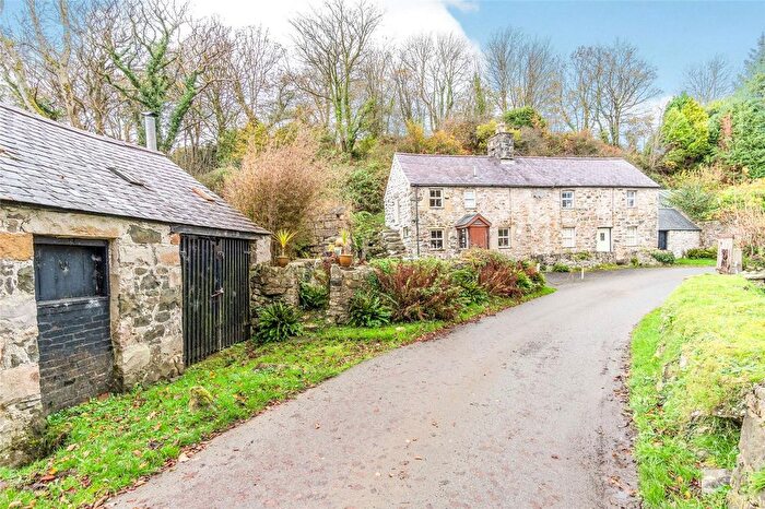 3 Bedroom Detached House For Sale In Sarn Mellteyrn, Gwynedd, LL53