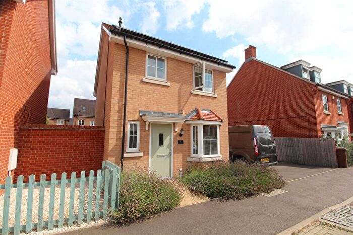 3 Bedroom Detached House To Rent In Fennel Drive, Red Lodge, Bury St. Edmunds, IP28