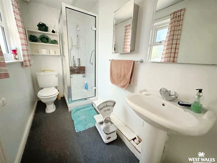 2 Bedroom Semi-Detached House For Sale In Newbridge Road, Laugharne, Carmarthen, SA33