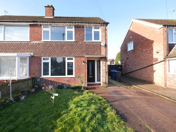 3 Bedroom Semi Detached House For Sale In Worcester Road, Ipswich, Suffolk, IP3