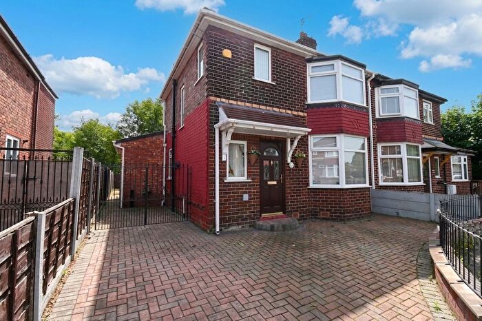 3 Bedroom Semi-Detached House For Sale In Wilfred Road, Eccles, M30