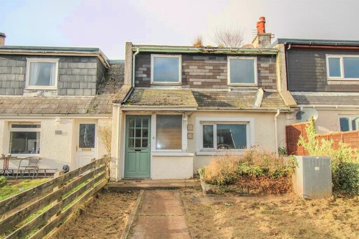 3 Bedroom Terraced House For Sale In Back Street, Hilton, IV20