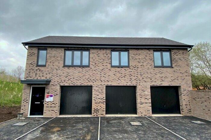 2 Bedroom Property To Rent In Woodyard Avenue, Chesterfield, S41