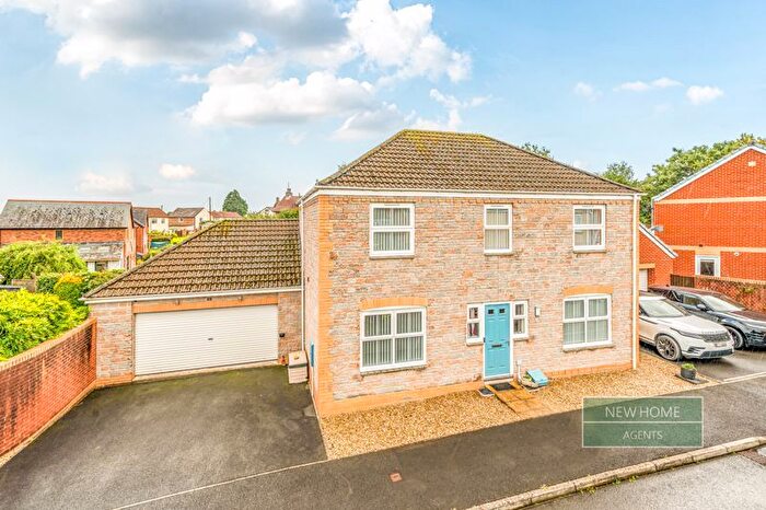 4 Bedroom Detached House For Sale In Raleigh Drive, Cullompton, EX15
