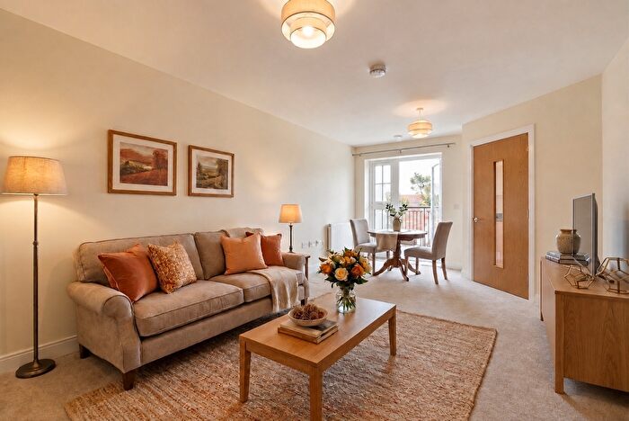2 Bedroom Flat To Rent In Seymour Road, Buntingford, SG9