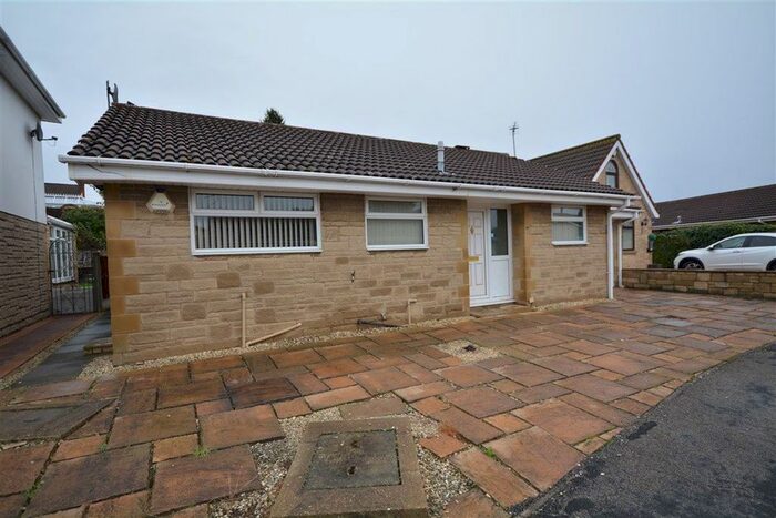 2 Bedroom Detached House To Rent In Gorse Close, Dunsville, Doncaster, DN7